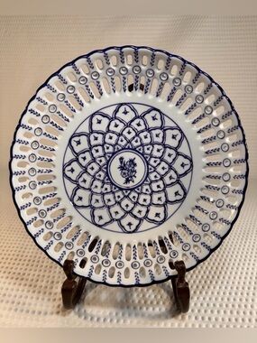 Reticulated Cobalt Blue Floral Lattice White Porcelain Fruit Bowl Candy Dish